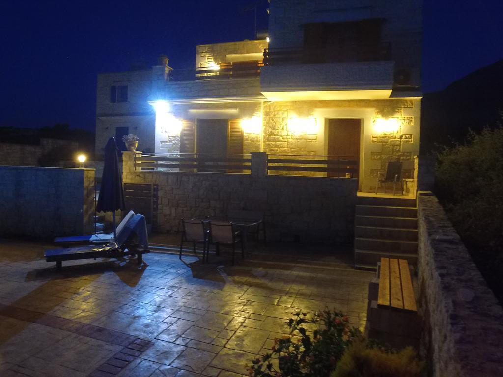 Lake Villas Μουρί Εξωτερικό φωτογραφία